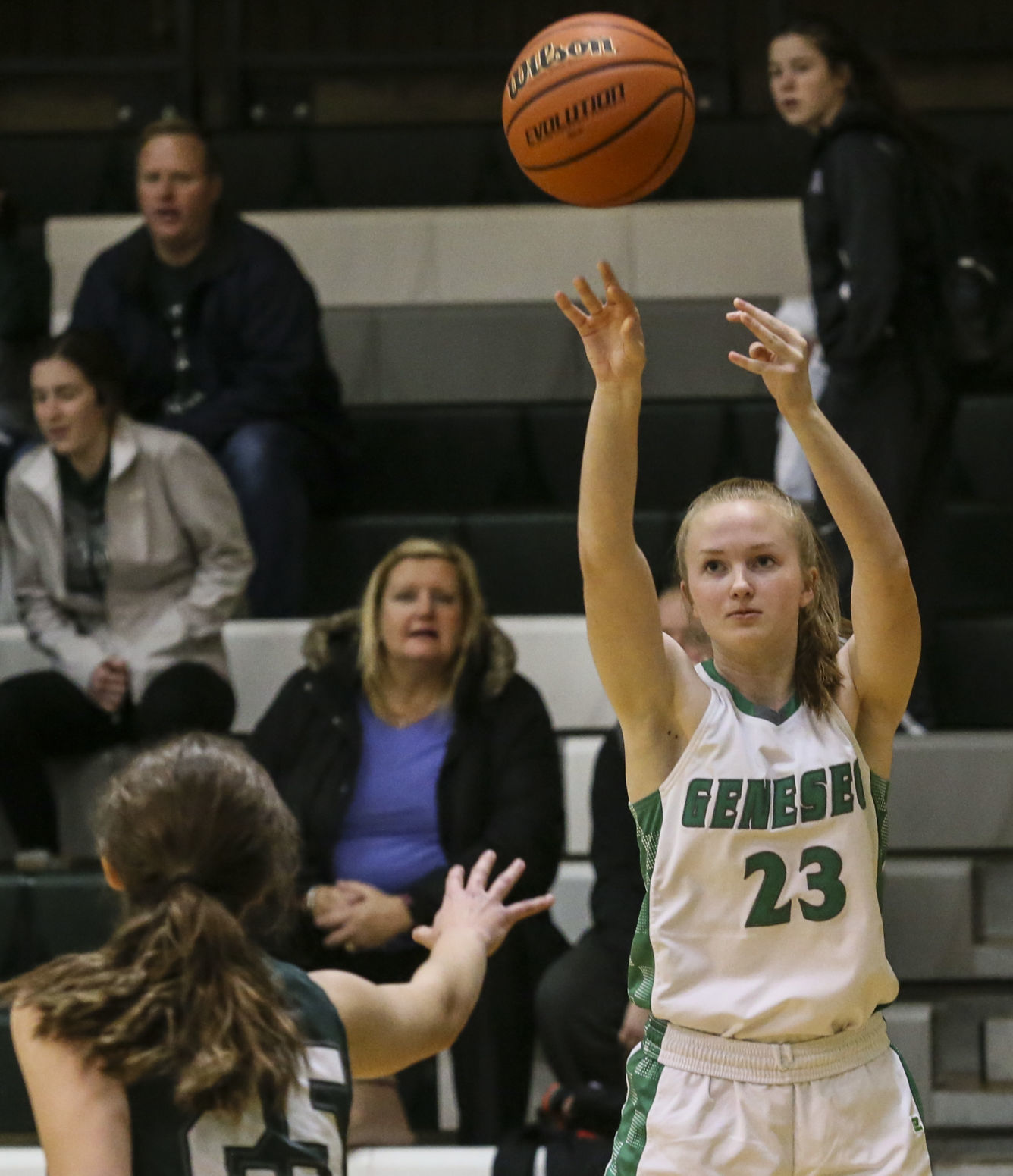 111819-mda-spt-geneseo-girls-bkb-03.jpg